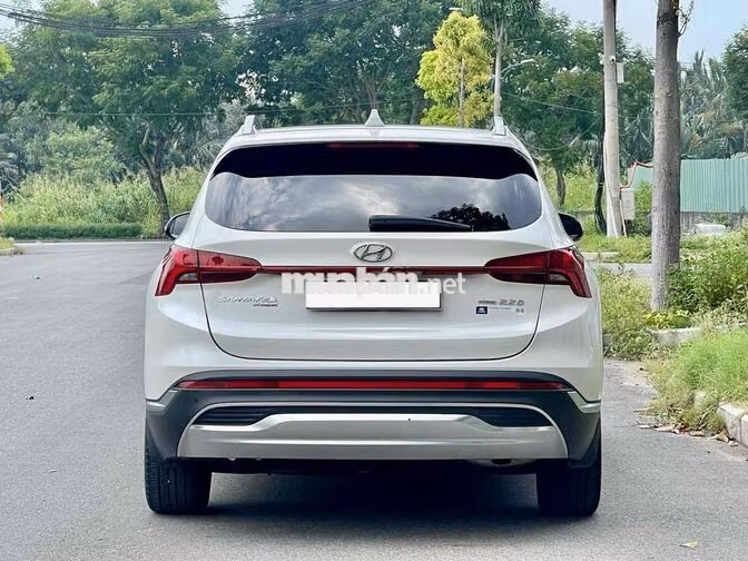 Hyundai SantaFe 2022 2.2D Cao Cấp Trắng 36.000 km