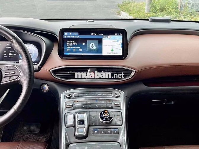 Hyundai SantaFe 2022 2.2D Cao Cấp Trắng 36.000 km