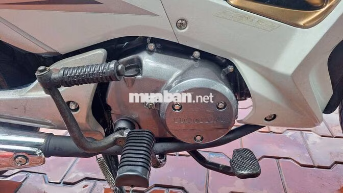 Honda Future Fi 125 2011 Trắng