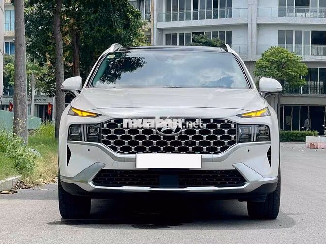 Hyundai SantaFe 2022 2.2D Cao Cấp Trắng 36.000 km