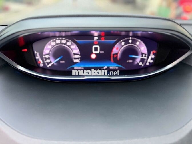 Peugeot 5008 GT 1.6 AT 2023 Xám | 46,000 Km