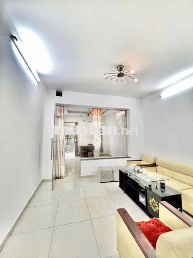 Cho thuê nhà nc full nội thất mặt tiền BTĐ B - Bình Tân