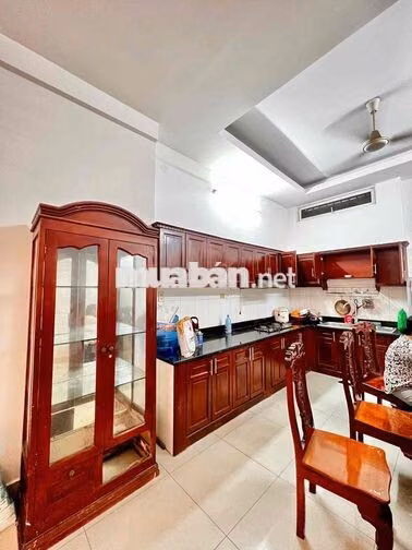 Cho thuê nhà nc full nội thất mặt tiền BTĐ B - Bình Tân