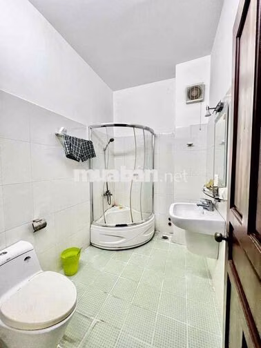 Cho thuê nhà nc full nội thất mặt tiền BTĐ B - Bình Tân