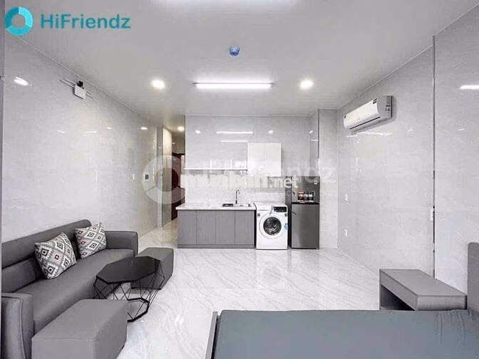 PHÒNG CĂN HỘ DỊCH VỤ VIEW KÍNH SIÊU THOÁNG CHILL MỚI XÂY GẦN TDTU,RMIT