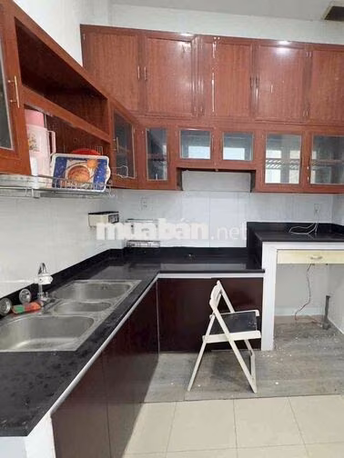 cho Thuê nhà tx 52 gần chợ đường gia 5tr5 3p ngủ