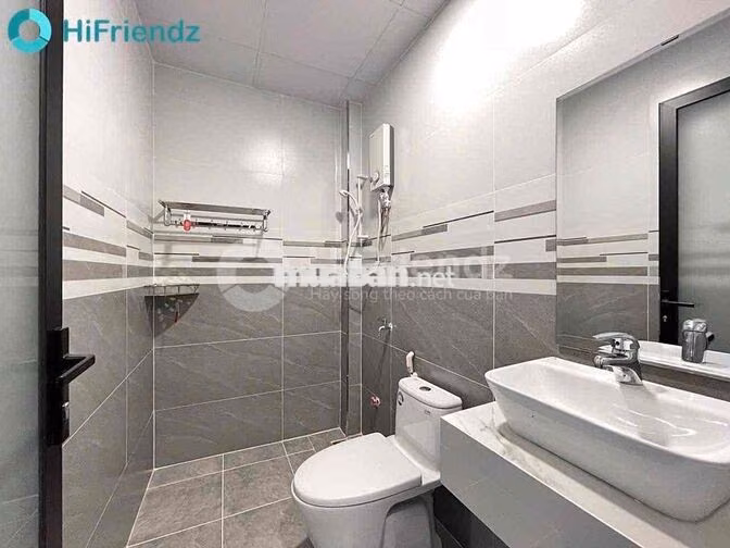 PHÒNG CĂN HỘ DỊCH VỤ VIEW KÍNH SIÊU THOÁNG CHILL MỚI XÂY GẦN TDTU,RMIT