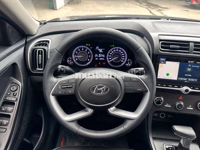 Hyundai Creta 2022 1.5AT,5 chỗ,màu xám,59.000km