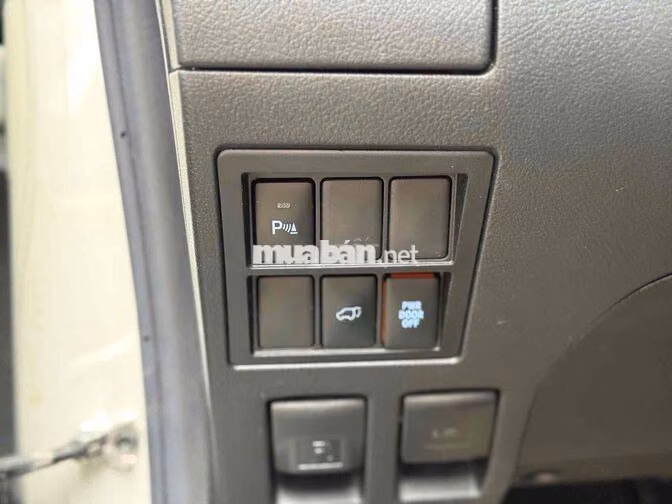 Fortuner 2.8AT(dầu, t/Động, 2 cầu) 1 chủ(còn giảm