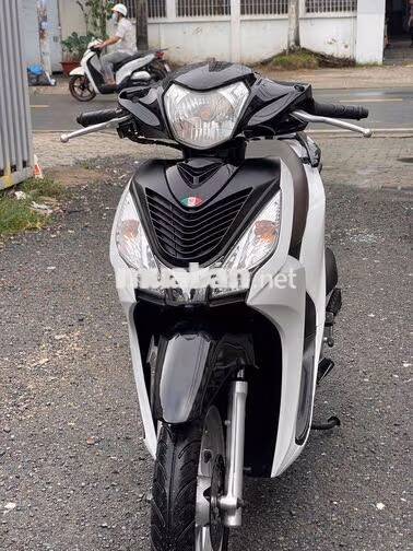 Honda Vision 2016 Trắng đen biển thành phố