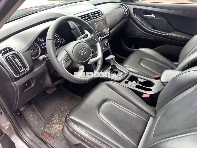 Hyundai Creta 2022 1.5AT,5 chỗ,màu xám,59.000km