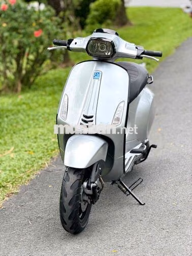 Piaggio Sprint 125cc 2016 Bạc Porsche.Siêu Keng
