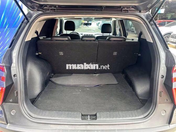 Hyundai Creta 2022 1.5AT,5 chỗ,màu xám,59.000km