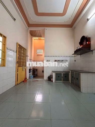 MTKD Lê Thị Bạch Cát P13 Q11- 4 x15m-trệt lầu 3PN 2WC-Giá 15tr