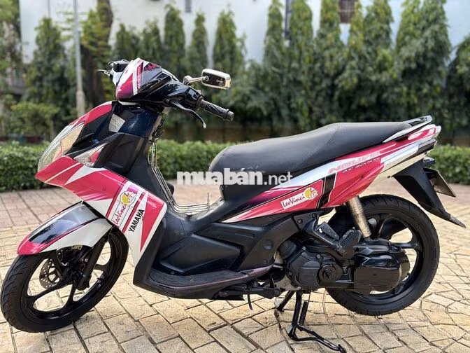 Yamaha Nouvo 5 Fi Hồng Trắng