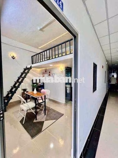 🔥LĂNG CHA CẢ - DUPLEX RỘNG 40M2 THANG MÁY - MÁY LẠNH - HOÀNG VĂN THỤ