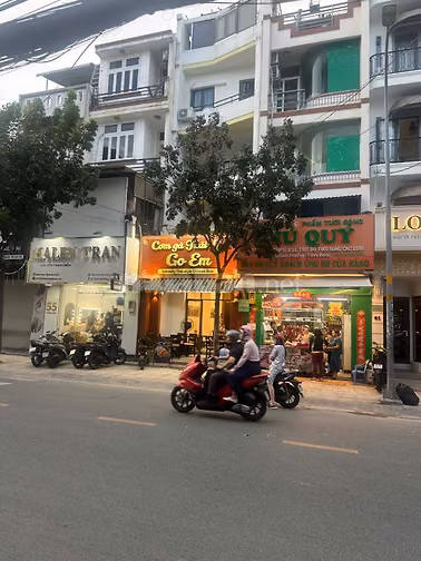 Bán nhà 3 lầu, sân thượng, 2 mặt tiền trước sau, P. Vĩnh Hội, Quận 4