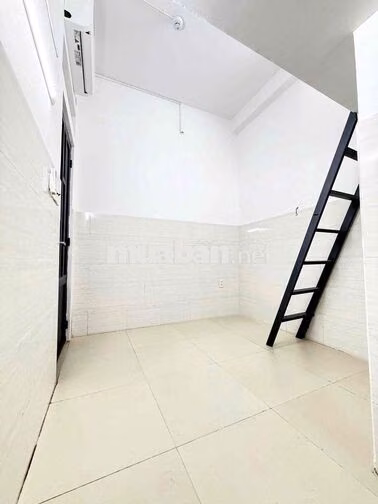 GÁC CAO PHÒNG SẠCH SẼ GẦN VĂN LANG VÀ IUH 5-7 phút đi xe