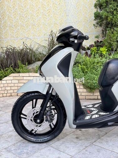 Honda SH 125i 2017 đèn led 2 tầng khoá smartkey