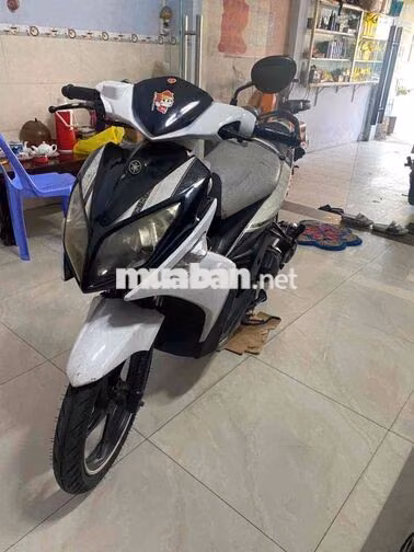 Yamaha Novou LX Trắng đen