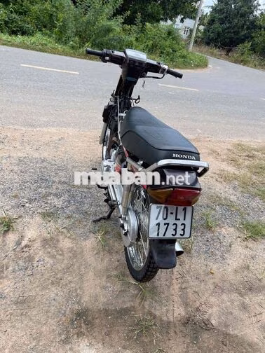Honda Super Dream 1999 Tím