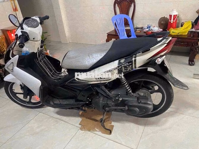Yamaha Novou LX Trắng đen