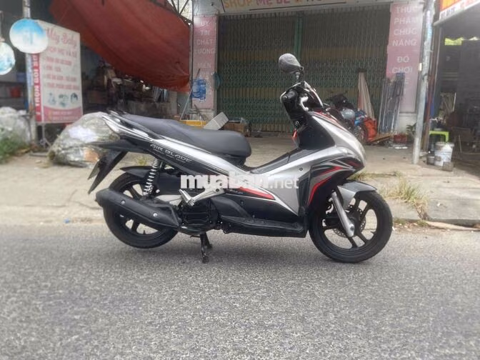 Honda Air Blade Đen bạc 43