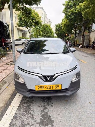 VinFast VF5 Plus 2025 Xám xi măng