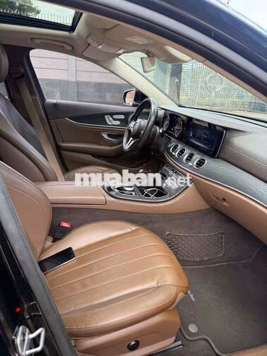 Mercedes E250 2018 Đen 1 CHỦ CÁ NHÂN