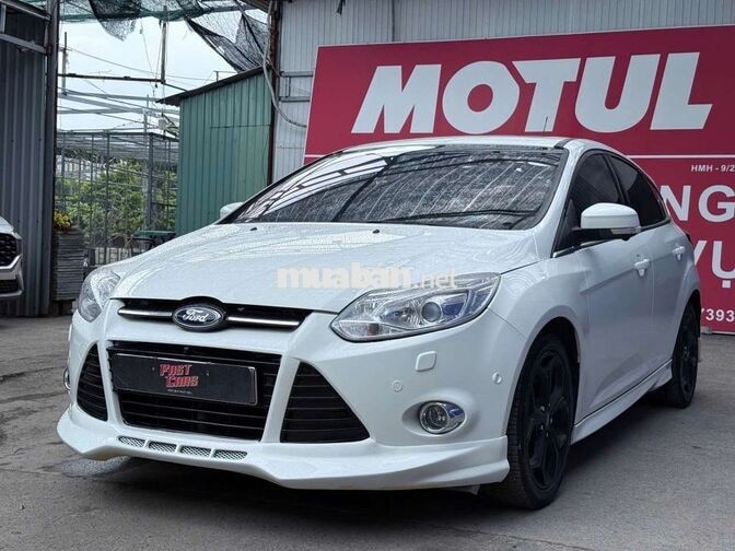 Ford Focus 2014 2.0AT,hatchback 5 chỗ,màu trắng