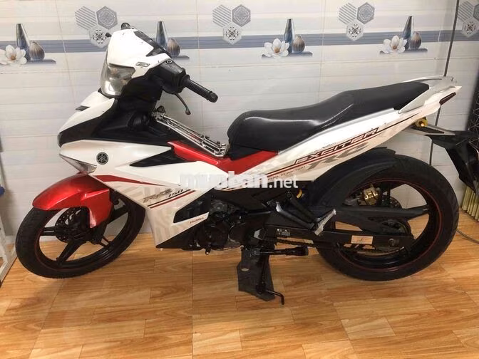 Yamaha Exciter 150cc đời đầu,màu Trắng - đỏ