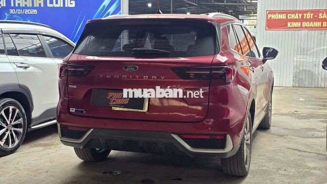 Ford Territory 2022 Titanium X 1.5 Turbo, màu đỏ