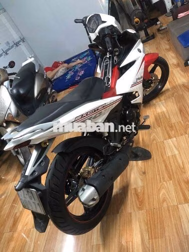 Yamaha Exciter 150cc đời đầu,màu Trắng - đỏ