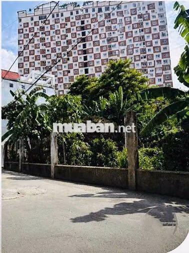 HƠN 5 TỶ - 140M2 ĐẤT NGANG 8M HẺM XE HƠI NGAY CHUNG CƯ ĐẠT GIA
