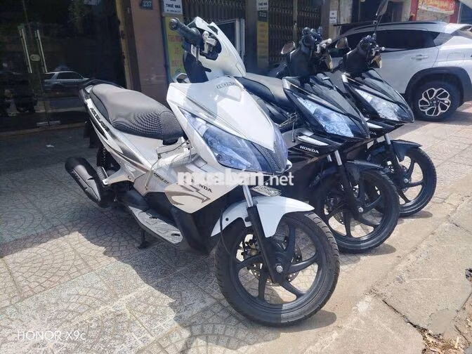 Honda Air Blade 2010 Đen, Trắng
