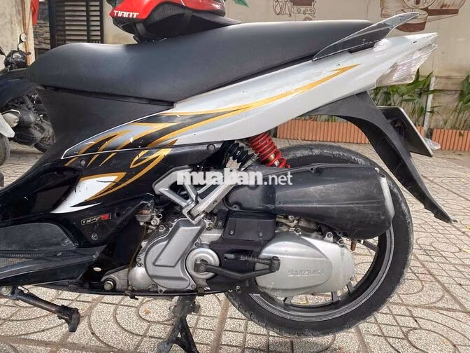 Suzuki Hayate 124 Trắng chính chủ máy zin êm