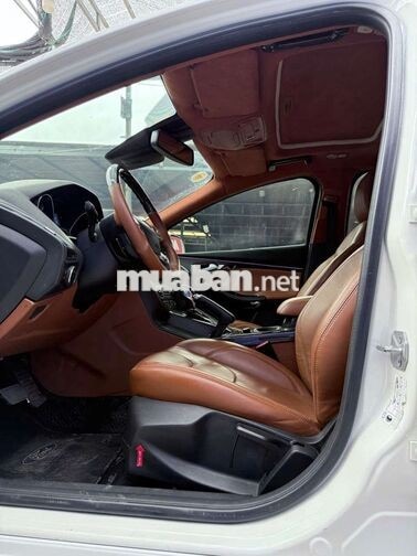 Ford Focus 2014 2.0AT,hatchback 5 chỗ,màu trắng