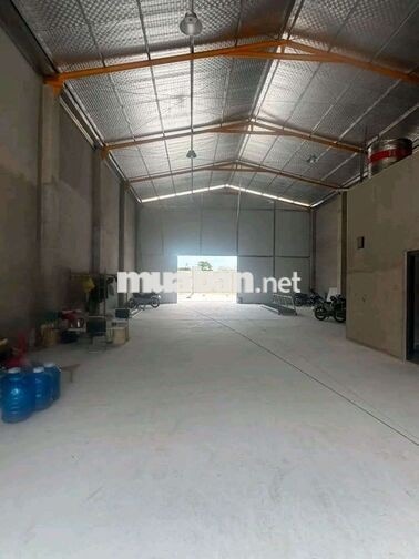Xưởng kho cho thuê kinh tiu bà điểm hóc môn,xây mới,giá rẽ,540m,35tr