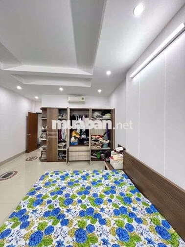Nhà trệt 2 lầu full nội thất KDC Hưng Phú 1