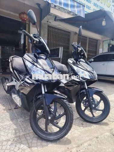 Honda Air Blade 2010 Đen, Trắng