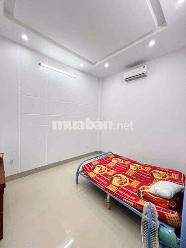 Nhà trệt 2 lầu full nội thất KDC Hưng Phú 1