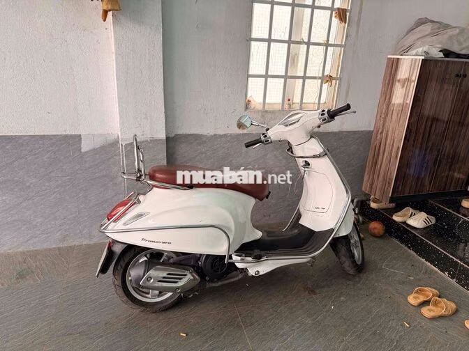 Piaggio Vespa Primavera Trắng 12000 mile