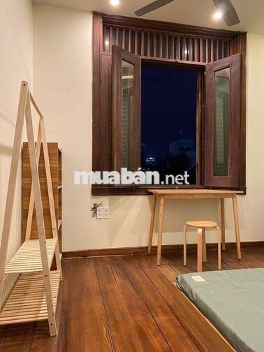 Phòng trọ chợ Bà Chiểu có cửa sổ nội thất