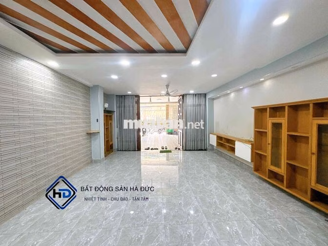 Nhà 5x15 trệt 3 lầu mặt tiền nhánh cách Lê Văn Khương 100m