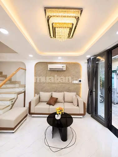 Siêu hiếm Quận 3 - 4 tỷ 820 Đ. Trần Quang Diệu, Quận 3 - DT 36 m2