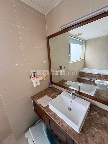 Chung cư Nguyễn Kim, Quận 10 có 3PN Full Nội Thất giá 14,5 tr/th 84m2