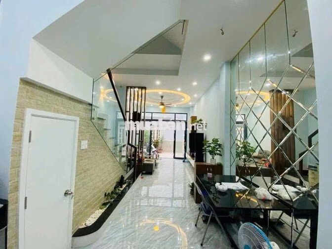 NHÀ NGUYÊN CĂN TRẦN XUÂN SOẠN, SÁT LÊ VĂN LƯƠNG, LOTTE ,NGUYỄN HỮU THỌ