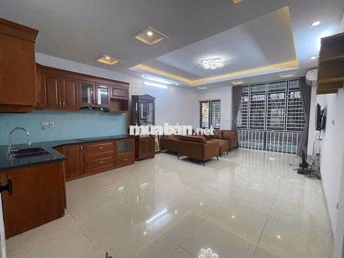 💥💥Ngọc Lâm 5 tầng 3pn 15 củ 💥💥💥
