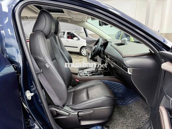 Mazda CX-30 Premium 2022 Xanh đen Nhập khẩu