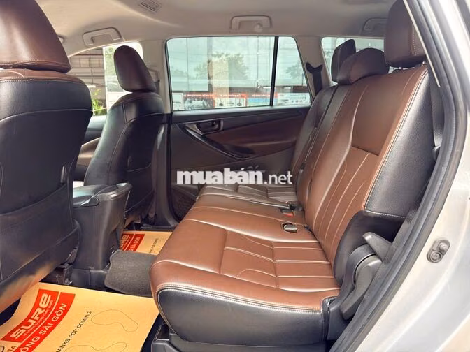 Toyota Innova E MT 2023 Bạc 128.867 km